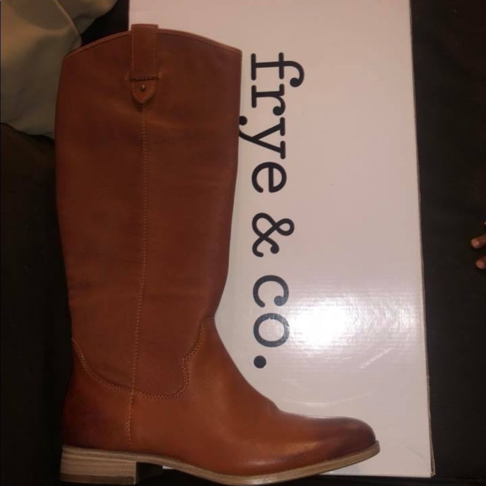 ‼️Brand new‼️ Frye boots‼️